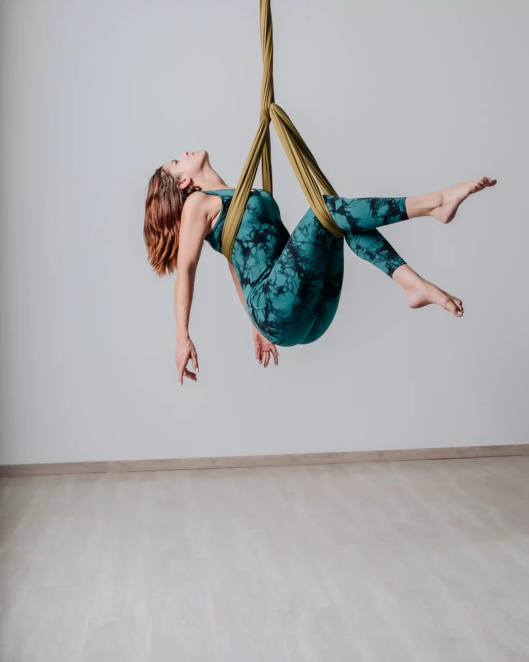 Έλενα – Pole Dance Practice Nadi Center
